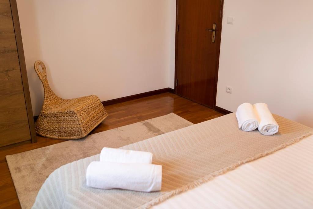 Entrevillas Alojamento Local, Apartamento T2 อาร์กอสเดวัลเดเวซ ภายนอก รูปภาพ